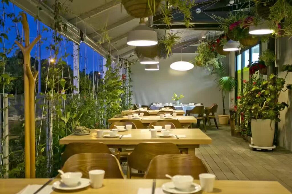 Romantic Garden Restaurant — photo 1